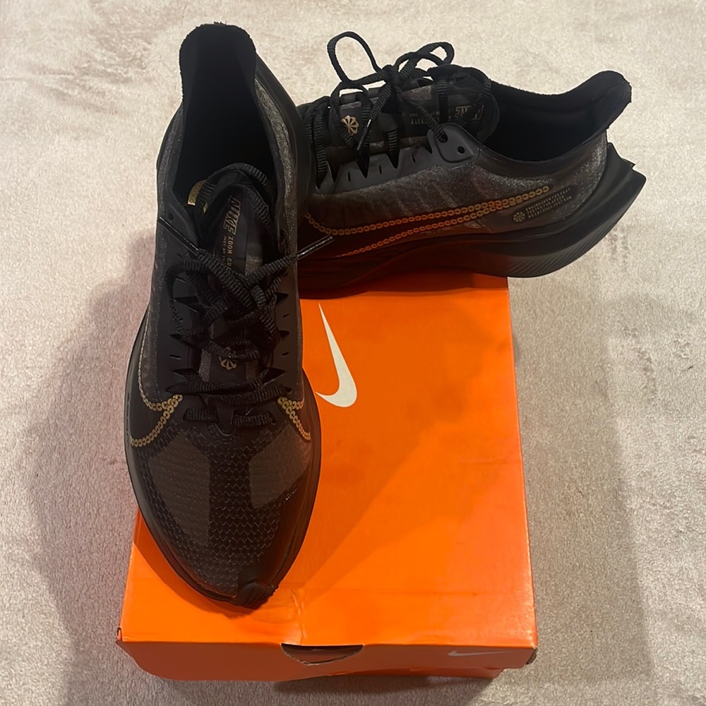 Womens Nike Zoom Gravity